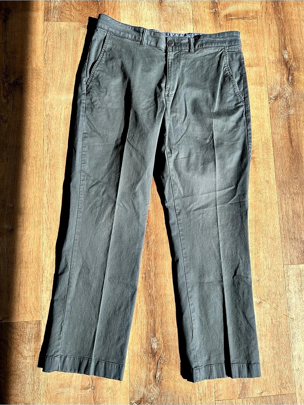 L.L.Bean Men's Lakewashed Stretch Khakis Standard Fit, Straight Leg Olive Gray